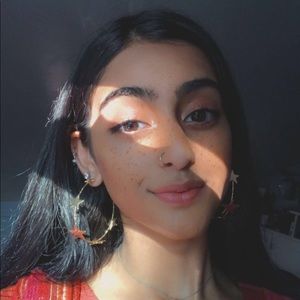 Meet your Posher, Aamna